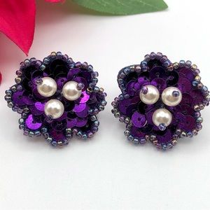Vintage Avon Purple Sequin Faux Pearl Seed Bead Flower Stud Earrings Sparkly